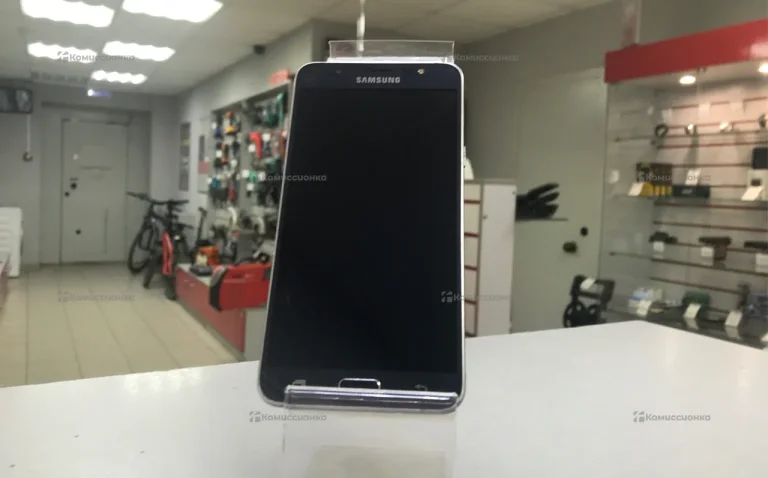 Samsung Galaxy J7 1.5/16 ГБ