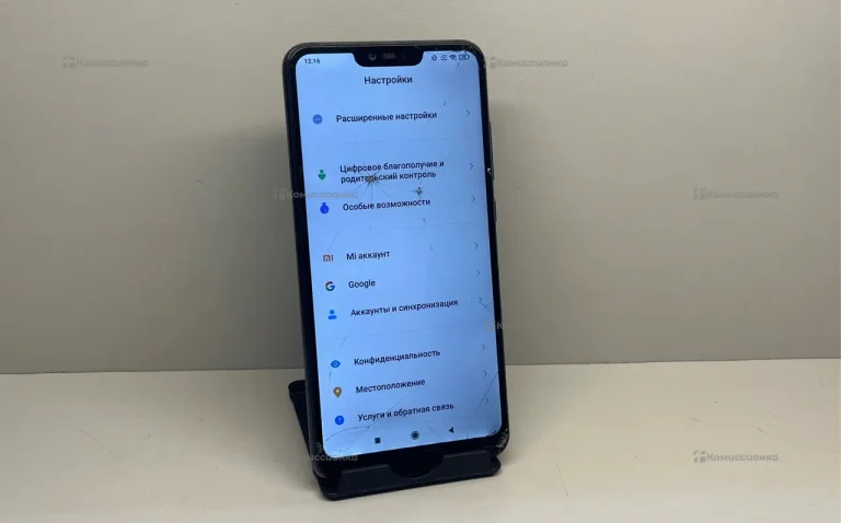 Xiaomi Mi 8 Lite 4/64 ГБ