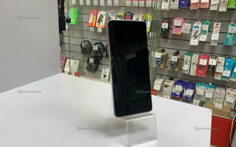 Infinix Hot 40 8/256 ГБ