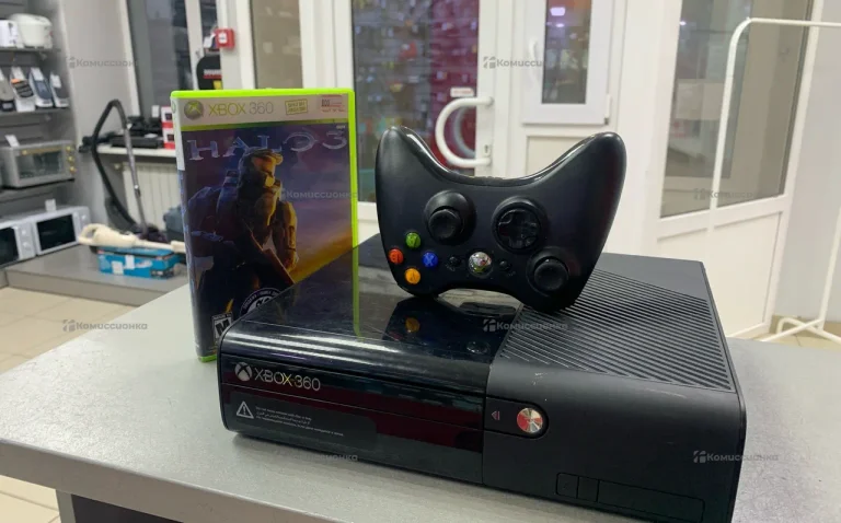 Приставка Xbox 360E