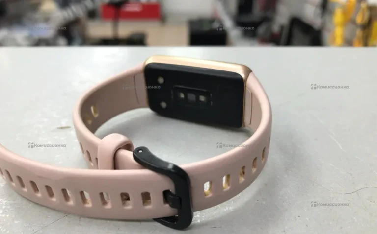 Часы  Huawei Band 6-BBC
