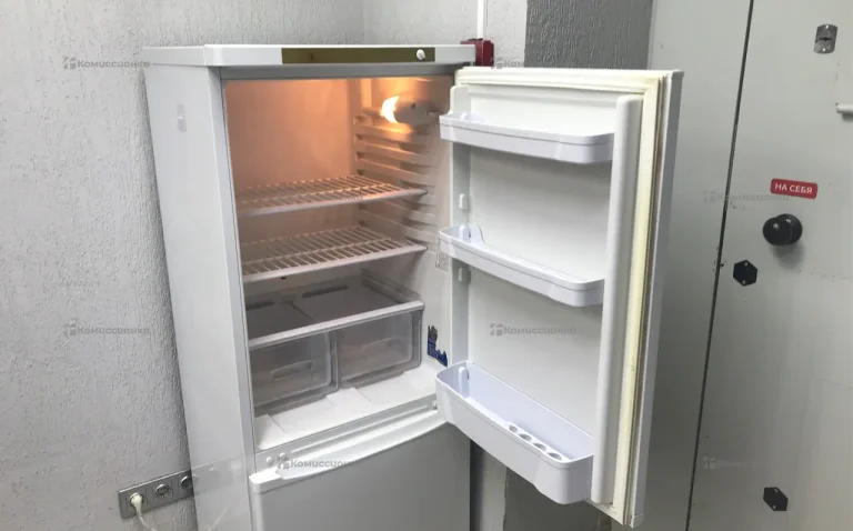 Холодильник INDESIT