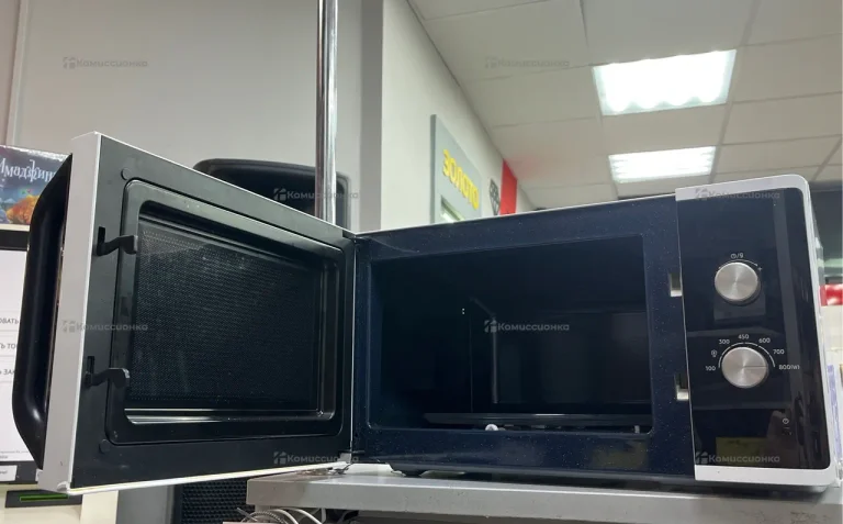Микроволновая печь Samsung MS23K3614AW