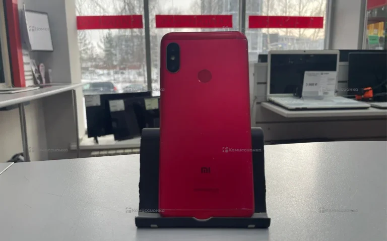 Xiaomi Mi A2 Lite 2/32 ГБ