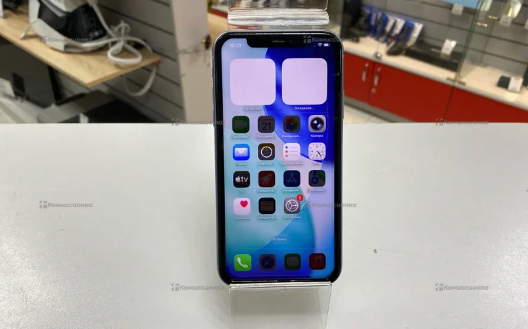 Apple iPhone 11 4/64 ГБ