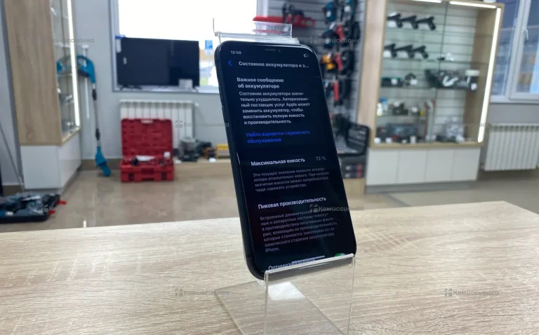 Apple iPhone 11 4/64 ГБ