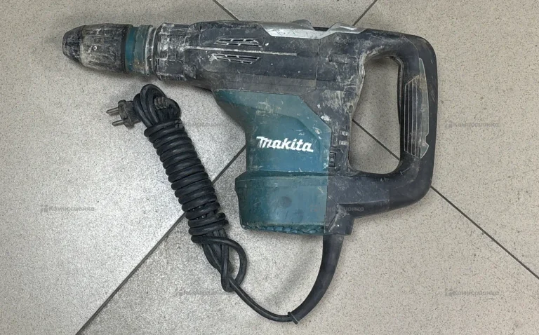 Перфоратор makita HR4003C