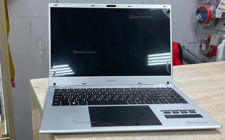 Ноутбук Dexp Aquilon C15-ICW300