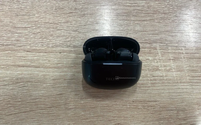 Наушники  Tecno