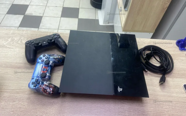 Приставка Sony PlayStation 4 Fat 500GBbb