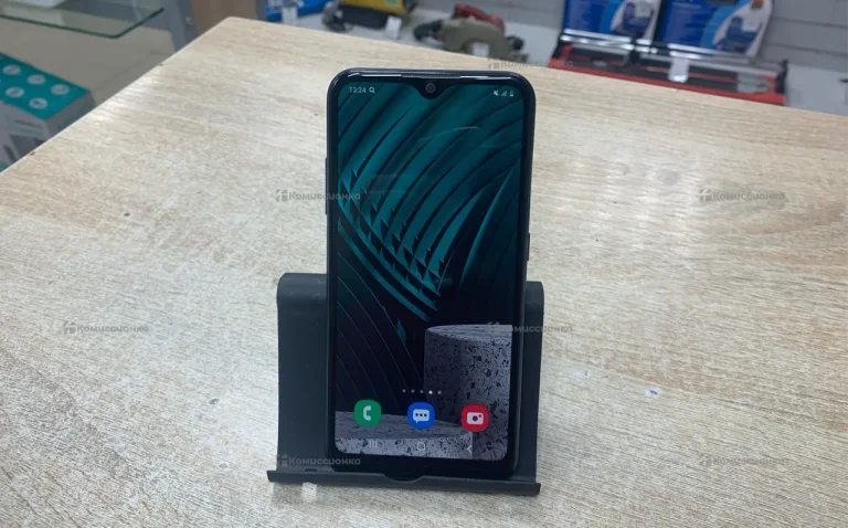 Samsung Galaxy A01 2/16 ГБ