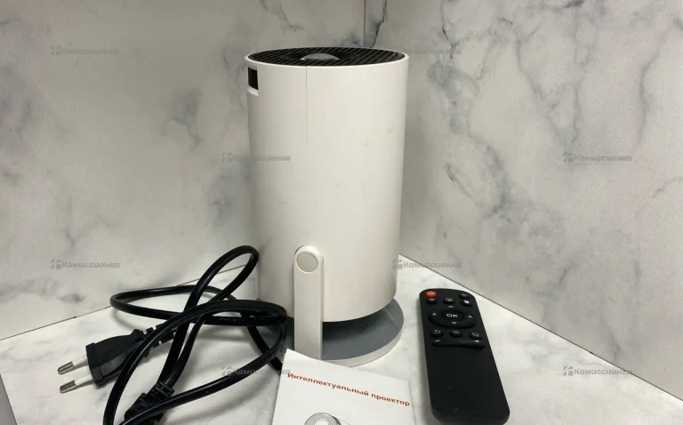 Проектор  Luckyroad HY-300PRO