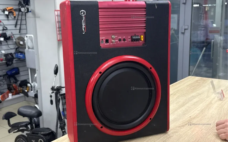 Сабвуфер  Урал Hurricane Slim