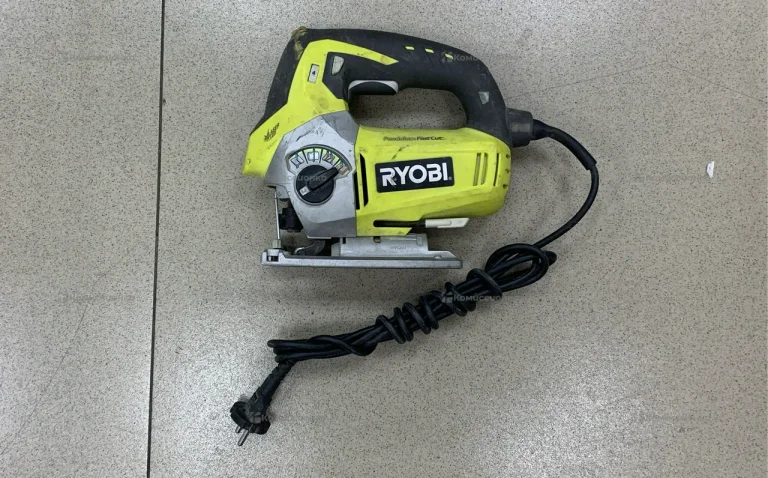 Электролобзик Ryobi EJ-700L