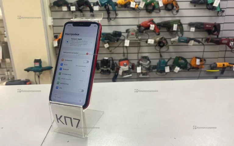 Apple iPhone 11 4/64 ГБ