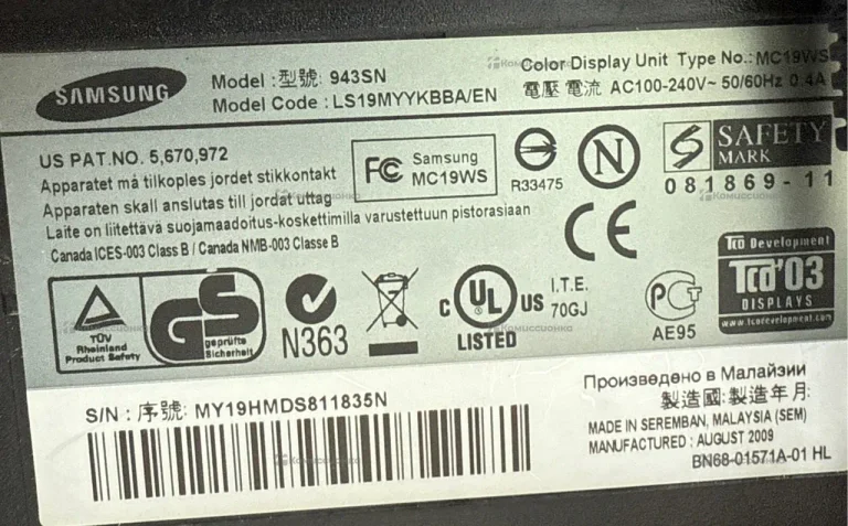 Монитор Samsung SyncMaster 943SN