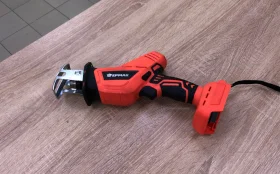 Купить сабельная пила аккумуляторная реплика 691-056 б/у , в Челябинск Цена:1900рублей