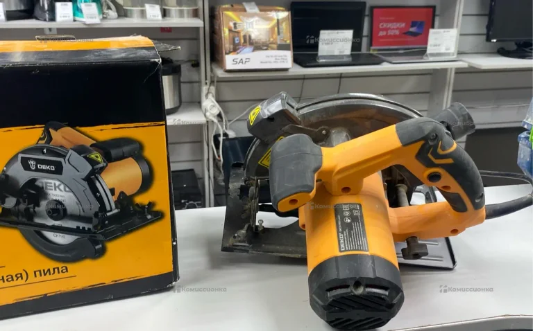 Дисковая пила Deko DKCS1900 Laser