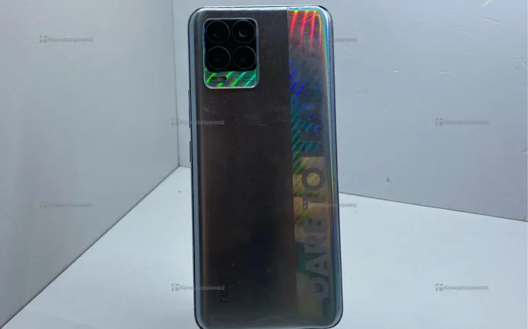 Realme 8