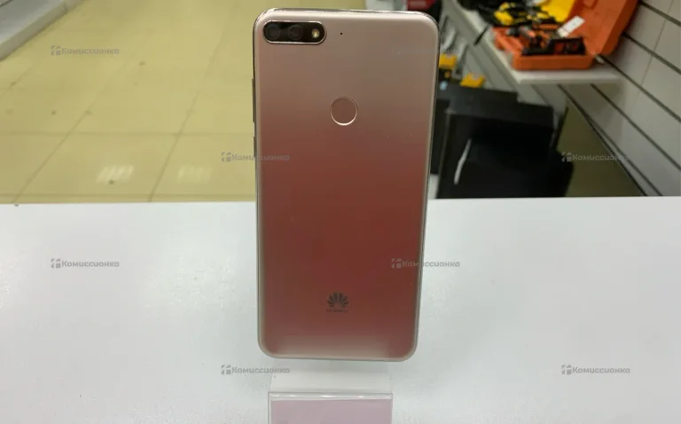 Huawei Y7 Prime (2019) 4/64 ГБ