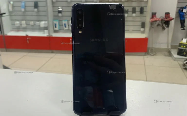 Samsung Galaxy A7 4/64 ГБ