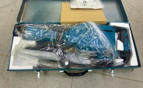 Отбойный молоток Makita HM1306.