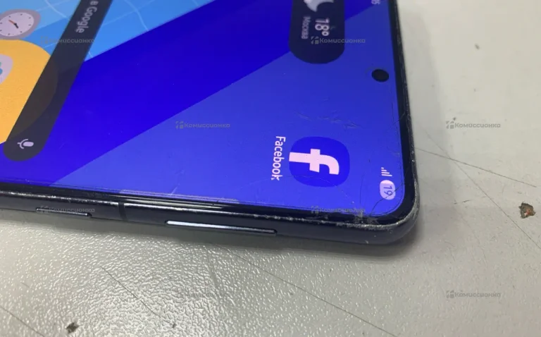 Samsung Galaxy S21 8/128Gb