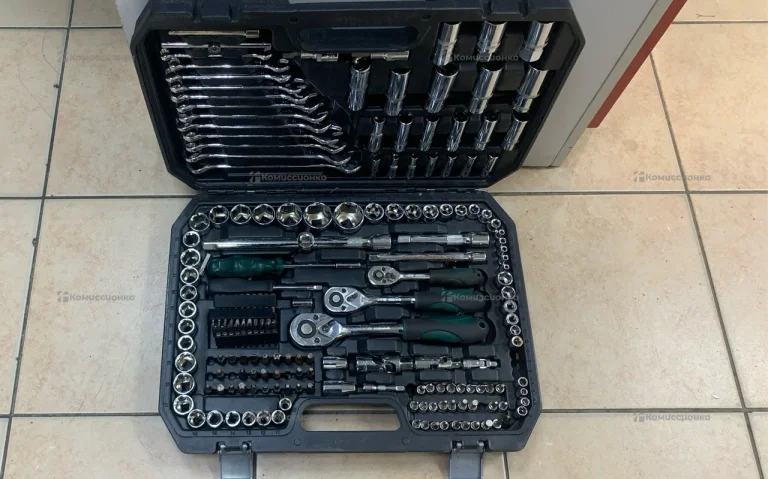 Набор инструментов TOOLS, 219 элементов, автомобил
