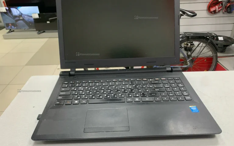 Ноутбук Lenovo 80QR