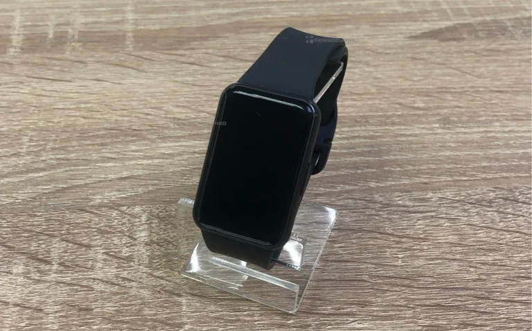 Часы  Samsung Galaxy Fit3