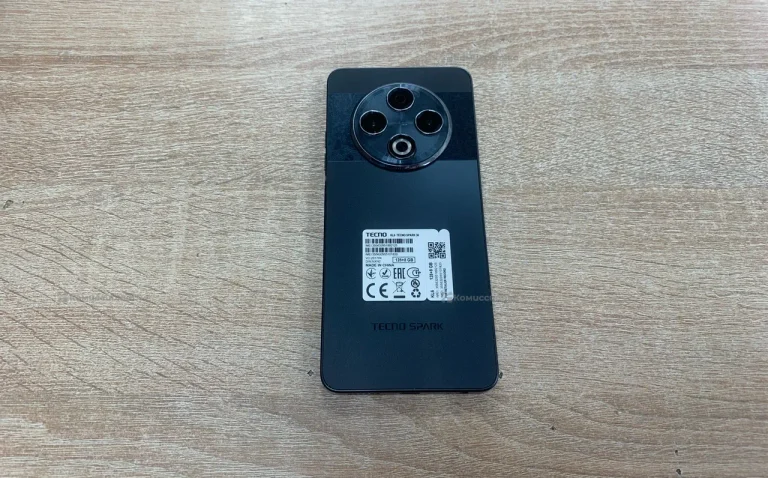 Tecno Spark 30 8/128