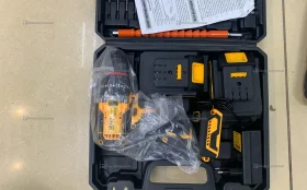 Шуроповерт бесщеточный Dewalt 21V