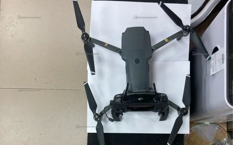Квадрокоптер DJI MAVIC PRO