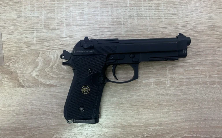 Страйкбольный пистолет Beretta 92