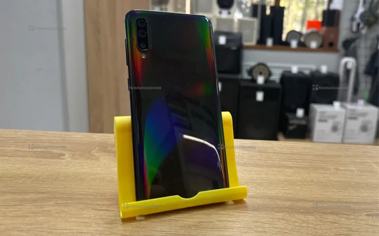 Samsung Galaxy A50 4/64 ГБ