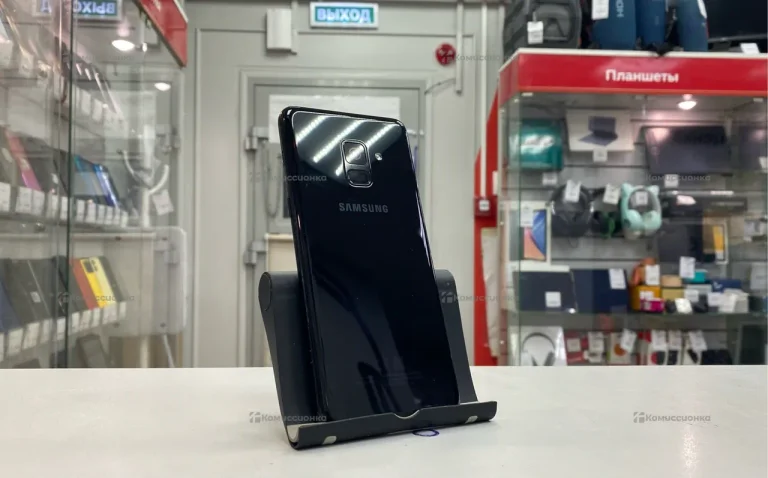 Samsung Galaxy A8 4/32Gb