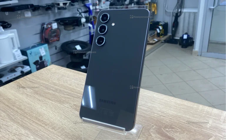 Samsung Galaxy S24 FE 8/256 ГБ