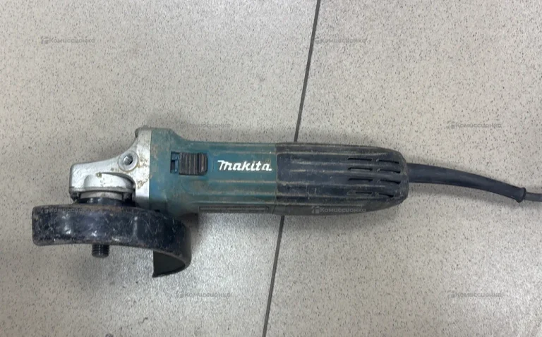 УШМ makita GA5030K