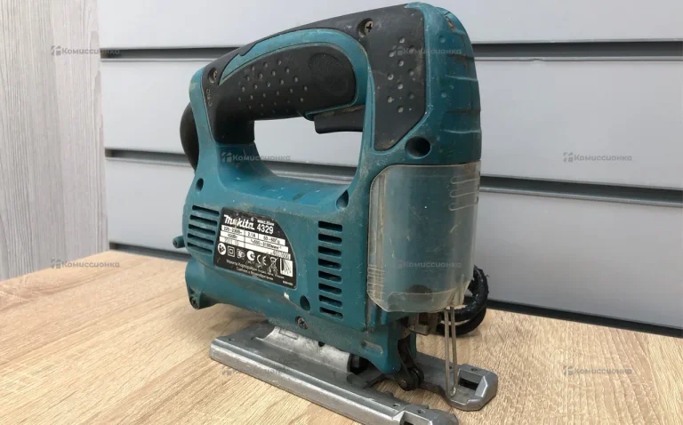 Электролобзик makita 4329