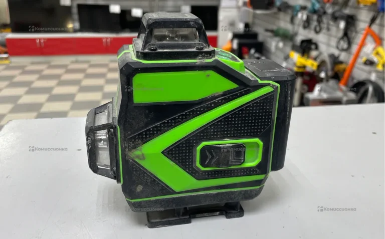 Лазерный нивелир Green 4D china