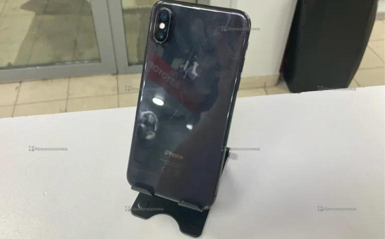 Apple iPhone X 3/64 ГБ