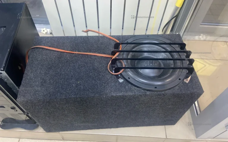 Сабвуфер  AMP 12D 800W