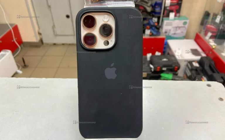 Apple iPhone 16 Pro 8/256 ГБ
