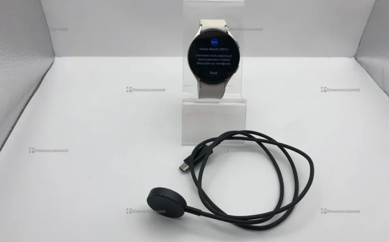 Смарт-часы Galaxy Watch 5