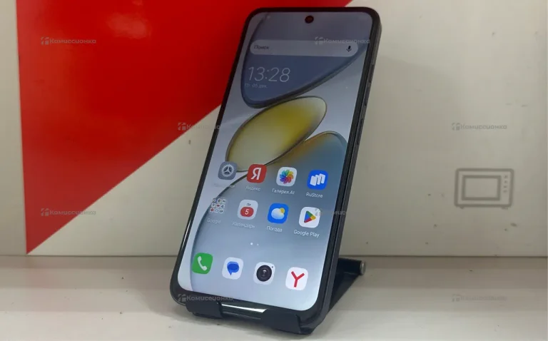 Tecno Spark Go 1 3/64 ГБ