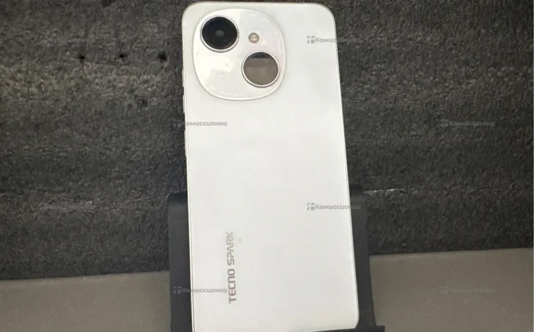 Tecno Spark Go 1 4/64 ГБ
