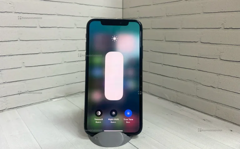 Apple iPhone X 3/64 ГБ