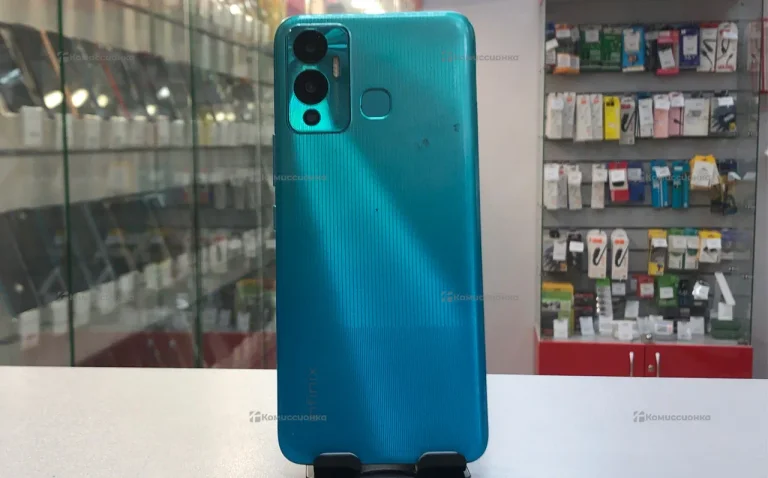 Infinix Hot 12 Play 4/64 ГБ