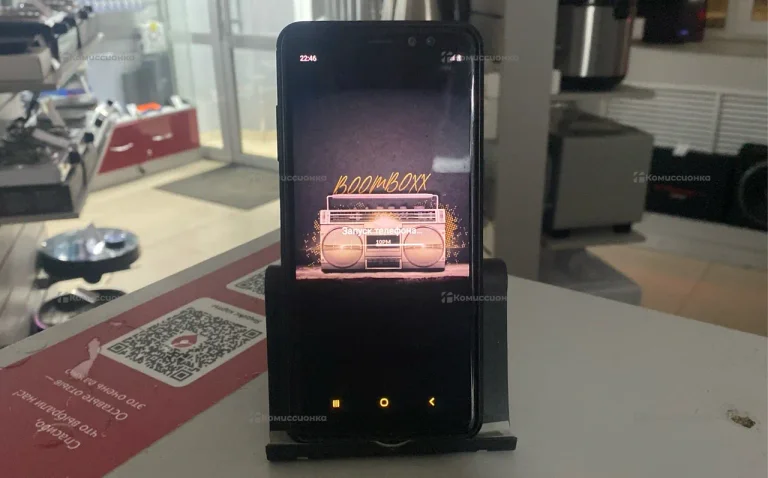 Samsung Galaxy A8 (2018) 4/32 ГБ