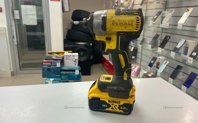 Аккумуляторный гайковерт Dewalt DCF922N